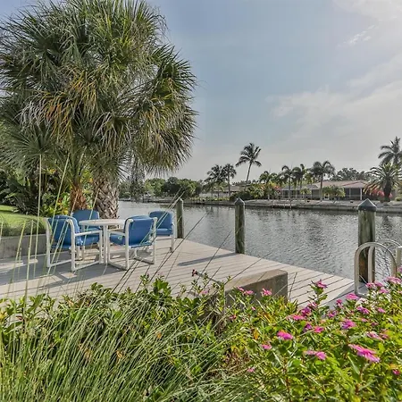X Manatee Pass Apartment